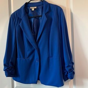 Blue Blazer 3/4 Cinched Sleeves